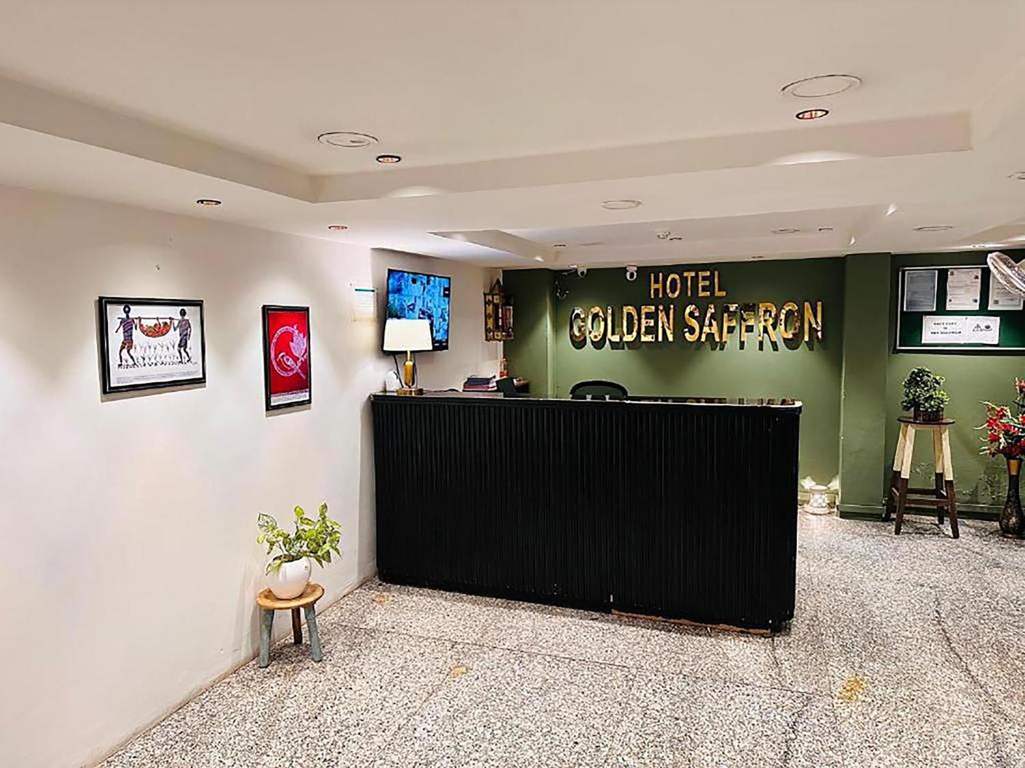 Hotel Golden Saffron By Qotel-Punjabi Bagh New Delhi Bagian luar foto